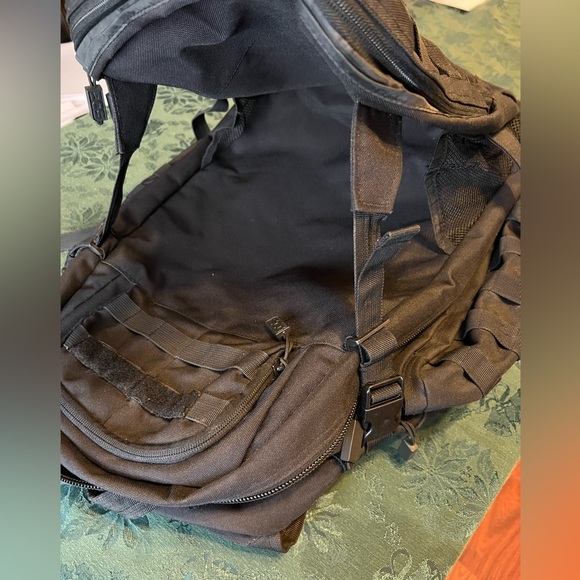 SOG Tactical Backpack - Picture 2 of 4